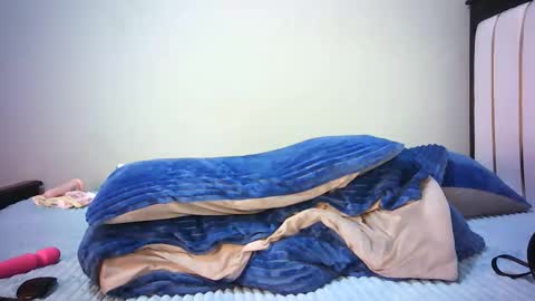 Snapshot of stacyweet chatting on November 2025 04:18:02 PM Stacysweet chocolate online show from November 2025 04:18:02 PM