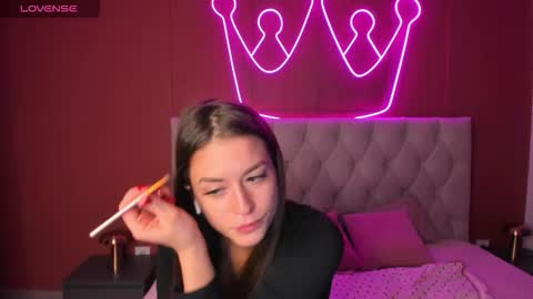 Snapshot of stacywells chatting on October 2025 01:25:02 AM Stacy online show from October 2025 01:25:02 AM