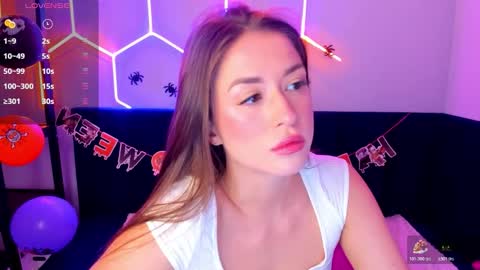 Snapshot of stacywells chatting on October 2025 01:46:02 AM Stacy online show from October 2025 01:46:02 AM