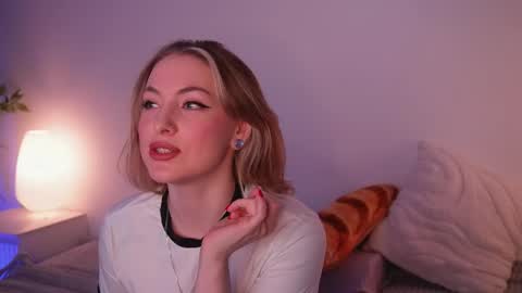 Kristina online show from February 2026 01:14:01 PM