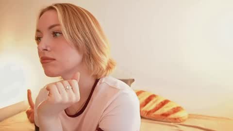 Kristina online show from May 2026 01:16:02 PM