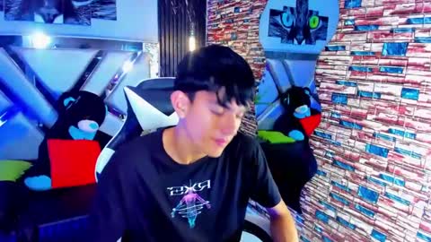 Snapshot of star_blew chatting on December 2024 12:33:01 PM star_blew online show from December 2024 12:33:01 PM