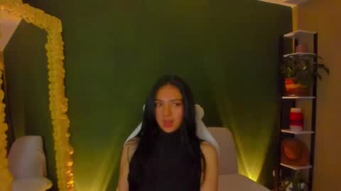 Snapshot of star_sub1 chatting on February 2026 01:02:02 AM star_sub1 online show from February 2026 01:02:02 AM