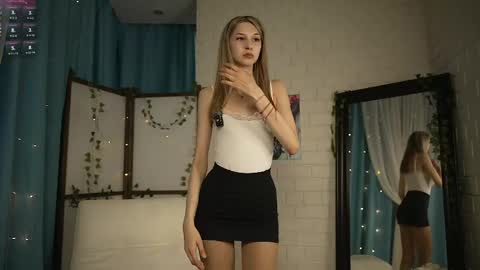 Chloe online show from May 2026 01:06:02 PM