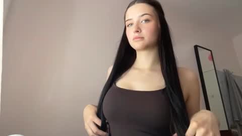 Lola online show from June 2026 10:24:02 AM