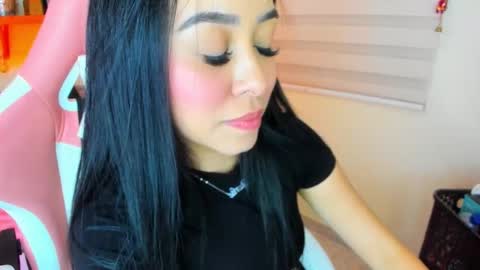 Alisson  online show from October 2025 01:55:02 AM