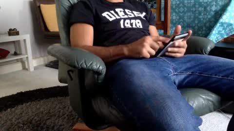 Snapshot of starpizzle chatting on October 2025 10:57:02 AM Starpizzle online show from October 2025 10:57:02 AM