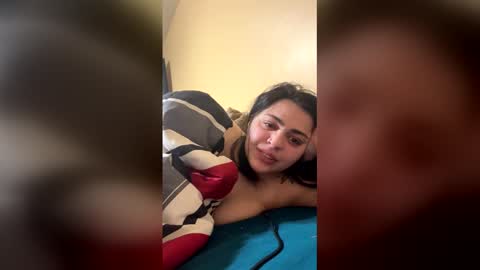 starrie_marrie online show from February 2026 02:05:01 AM