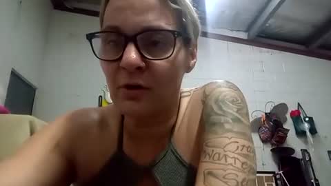 Snapshot of startercap77 chatting on November 2025 09:36:01 PM Ashlee online show from November 2025 09:36:01 PM