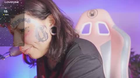 Snapshot of starwitch_ chatting on September 2025 12:30:01 PM Yoko online show from September 2025 12:30:01 PM