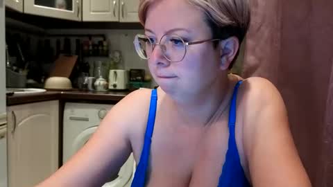 Stasya online show from October 2025 01:06:01 AM