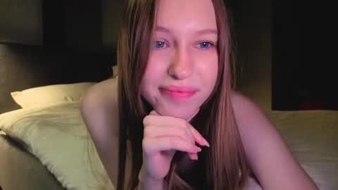 Alisa online show from August 2026 10:02:01 PM