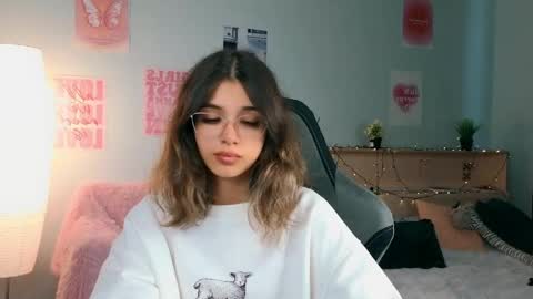 Sara online show from May 2026 01:40:01 PM