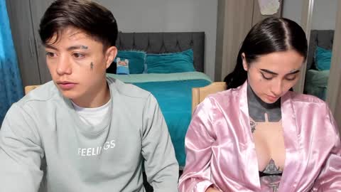 Snapshot of steban_and_kim chatting on December 2024 09:40:01 PM steban and kim online show from December 2024 09:40:01 PM