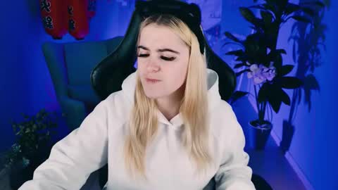 Snapshot of stef_nicks chatting on September 2025 05:44:01 AM stef_nicks online show from September 2025 05:44:01 AM