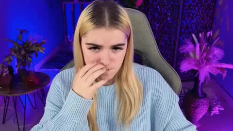 Snapshot of stef_nicks chatting on September 2025 09:03:02 AM stef_nicks online show from September 2025 09:03:02 AM