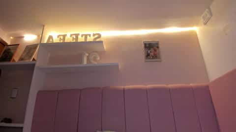 Stefa Gomez  online show from February 2026 01:54:02 PM