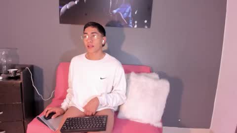 StefanFord online show from December 2025 12:18:02 AM