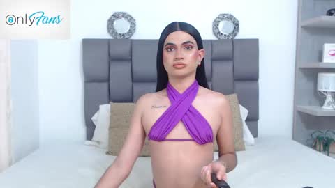 Snapshot of stefaniflores chatting on January 2025 09:21:01 PM stefaniflores online show from January 2025 09:21:01 PM