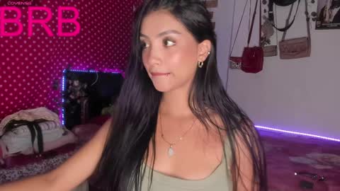 Snapshot of stefanny_pllus chatting on January 2025 03:12:02 AM Im MiaIts my first day here online show from January 2025 03:12:02 AM