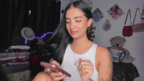 Snapshot of stefanny_pllus chatting on February 2025 09:53:02 PM Im MiaIts my first day here online show from February 2025 09:53:02 PM