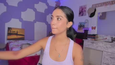 Snapshot of stefanny_pllus chatting on March 2025 07:56:01 PM Im MiaIts my first day here online show from March 2025 07:56:01 PM