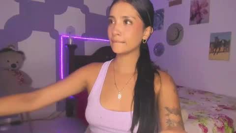 Snapshot of stefanny_pllus chatting on March 2025 05:46:02 AM Im MiaIts my first day here online show from March 2025 05:46:02 AM