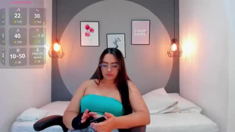 Stefanny online show from October 2025 08:57:01 PM
