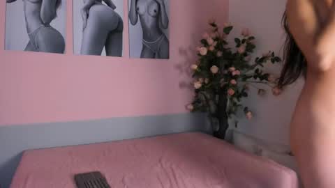 Snapshot of stefany_gonzales_ chatting on November 2025 12:38:02 PM Stefany online show from November 2025 12:38:02 PM