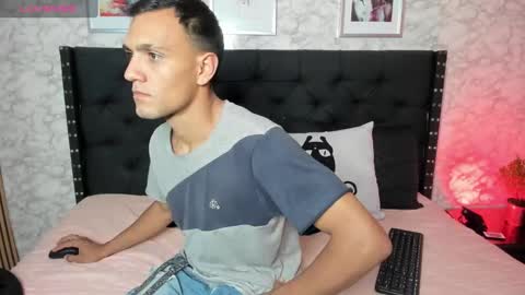 Snapshot of stefany_pablo1 chatting on February 2025 12:47:01 PM stefany_pablo1 online show from February 2025 12:47:01 PM