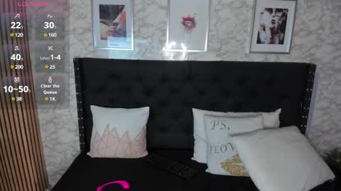 Snapshot of stefany_pablo1 chatting on March 2025 01:47:01 PM stefany_pablo1 online show from March 2025 01:47:01 PM