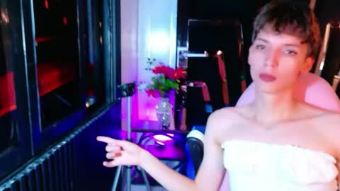 stefany piink online show from May 2026 12:34:02 PM