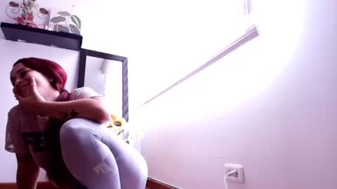 stefany_rojas online show from August 2026 07:05:02 PM