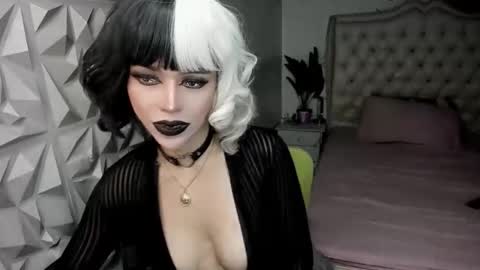 Snapshot of stefanylangkat chatting on June 2026 05:13:02 AM Jane online show from June 2026 05:13:02 AM
