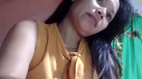 Snapshot of steffani_love chatting on October 2025 07:24:01 PM steffani_love online show from October 2025 07:24:01 PM