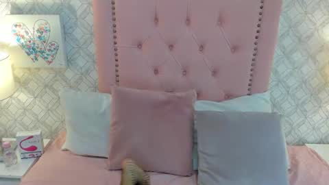 Snapshot of steffany_palmer chatting on October 2025 12:14:01 PM online show from October 2025 12:14:01 PM