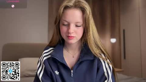 Snapshot of steffi_meoww chatting on April 2026 10:03:01 PM STEFI Streams every day from 10 PM GTM1 online show from April 2026 10:03:01 PM