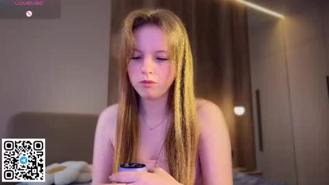 Snapshot of steffi_meoww chatting on May 2026 04:08:02 AM STEFI Streams every day from 10 PM GTM1 online show from May 2026 04:08:02 AM