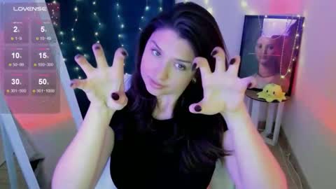 Snapshot of steffi_xo chatting on May 2026 02:11:01 PM Steffi online show from May 2026 02:11:01 PM