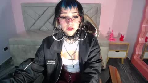 stefnixxx_s online show from February 2026 07:54:02 PM