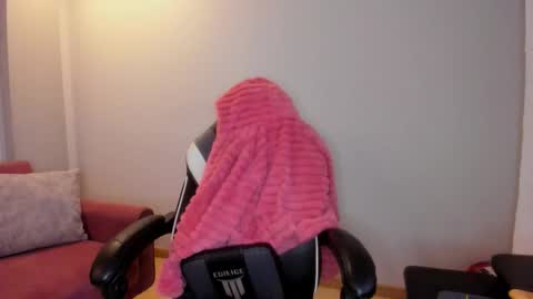 Stefany Bratz online show from February 2026 02:27:01 AM