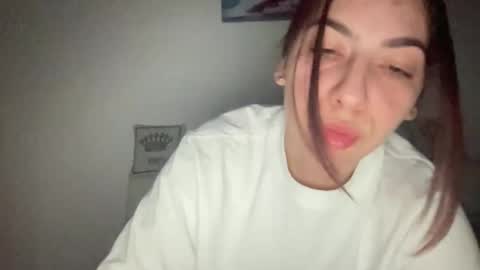 Snapshot of stefy_glow chatting on March 2025 08:32:01 PM stefy_glow online show from March 2025 08:32:01 PM