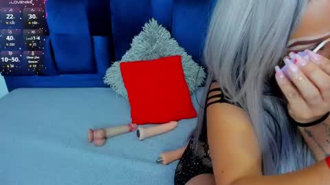 Stefy online show from April 2026 11:49:01 AM