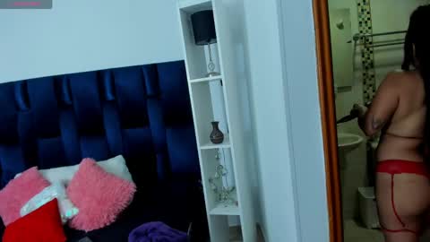 Stefy online show from April 2026 12:11:02 PM