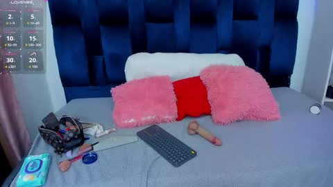 Stefy online show from May 2026 03:28:02 PM
