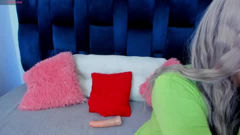 Stefy online show from May 2026 01:27:02 PM