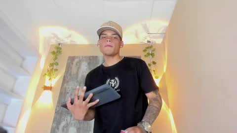 Snapshot of steiner_goldberg chatting on June 2026 03:40:02 AM Steiner online show from June 2026 03:40:02 AM