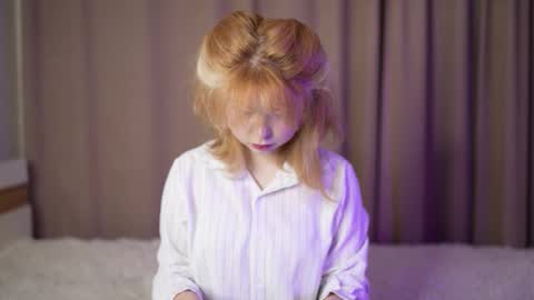 Stella online show from October 2025 11:25:01 PM