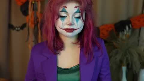 Stella online show from October 2025 11:17:01 PM