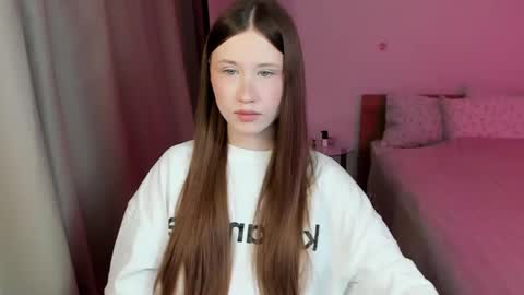 Snapshot of stella_sunny chatting on February 2025 11:37:02 PM stella_sunny online show from February 2025 11:37:02 PM